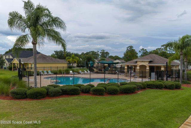 320 Wishing Well Circle SW, Palm Bay, FL 32908