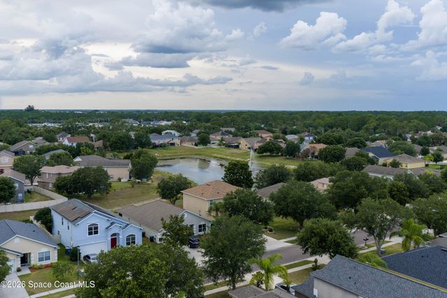 320 Wishing Well Circle SW, Palm Bay, FL 32908