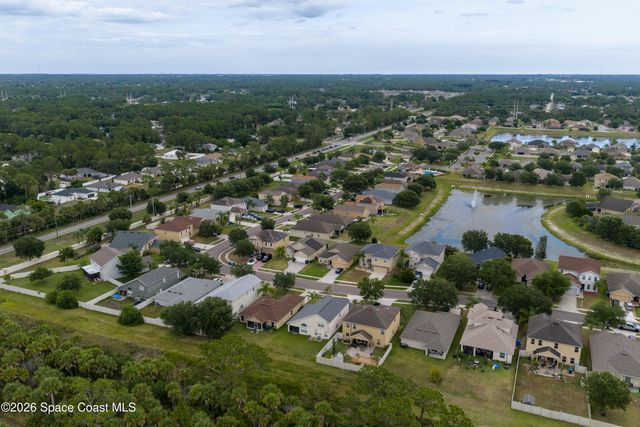 320 Wishing Well Circle SW, Palm Bay, FL 32908