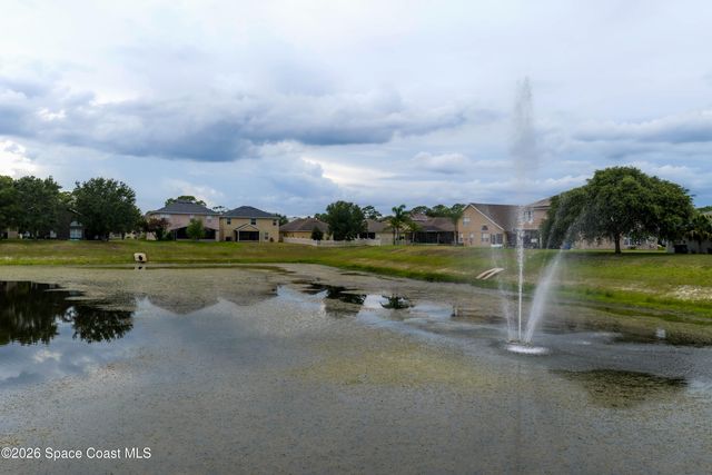 320 Wishing Well Circle SW, Palm Bay, FL 32908