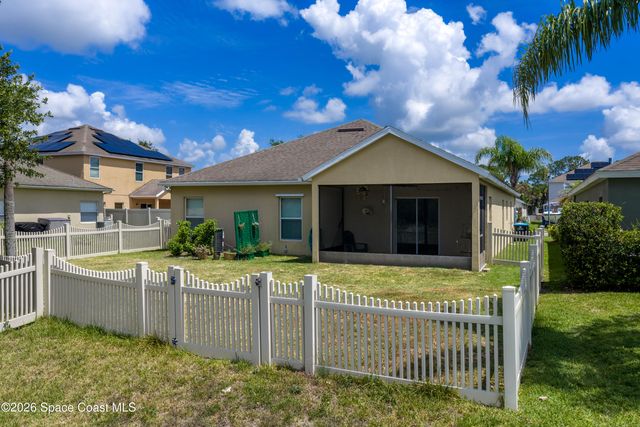 320 Wishing Well Circle SW, Palm Bay, FL 32908