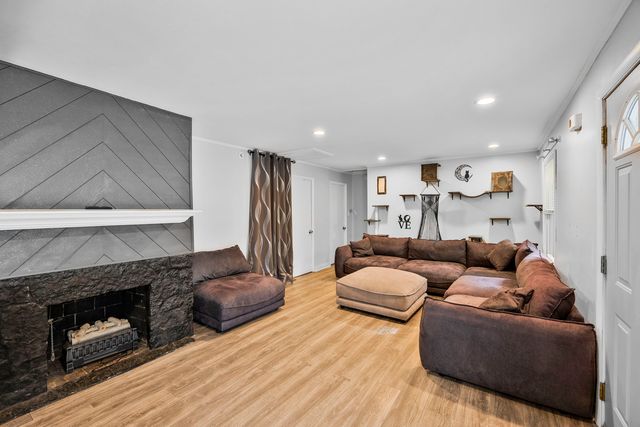348 Niagara Street, Park Forest, IL 60466