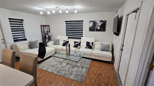 6146 SW 25th Street, Miramar, FL 33023