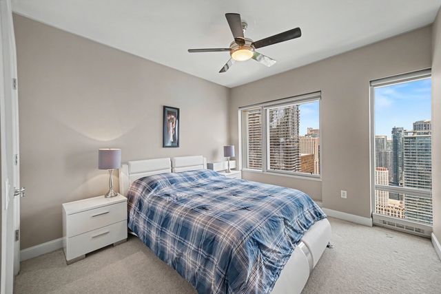340 E RANDOLPH Street 4304, Chicago, IL 60601
