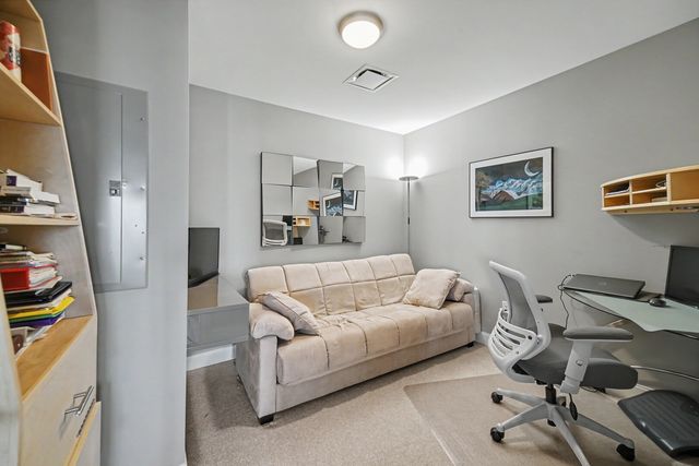 340 E RANDOLPH Street 4304, Chicago, IL 60601