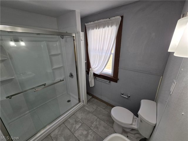 1268 Pondview Avenue, Akron, OH 44305