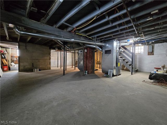 1268 Pondview Avenue, Akron, OH 44305