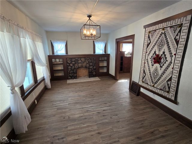 1268 Pondview Avenue, Akron, OH 44305