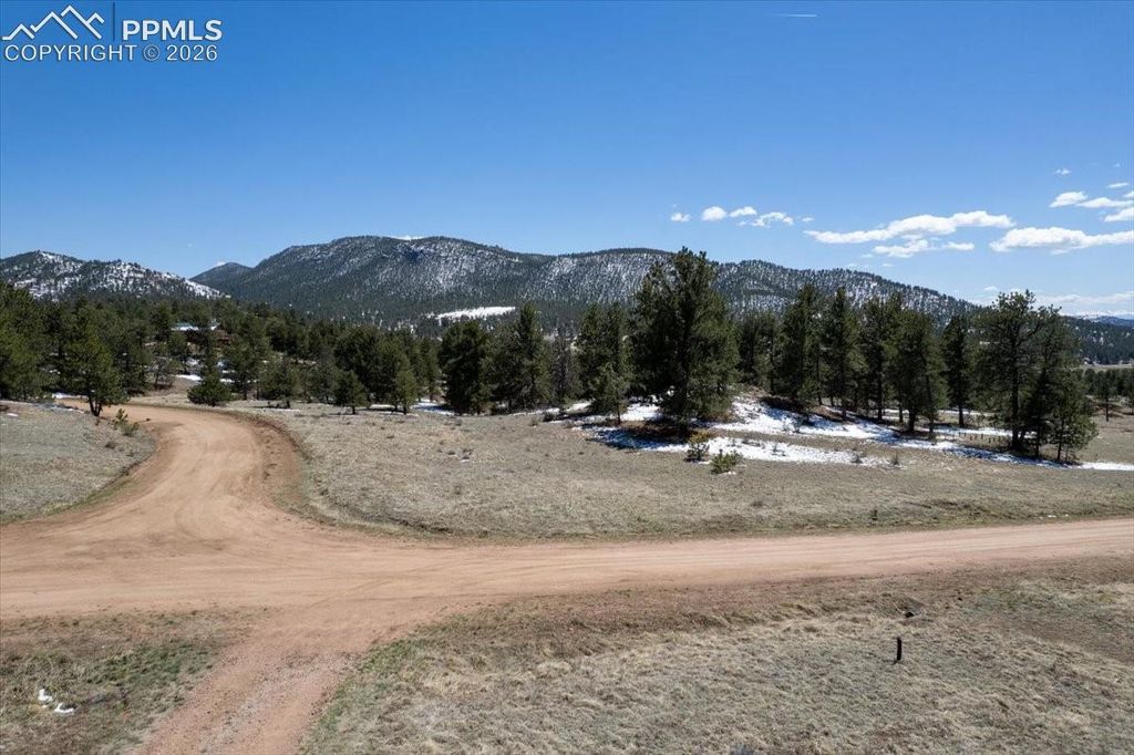 70 Sioux Circle, Florissant, CO 80816 — exterior