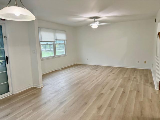 7813 Cross Creek Circle, Upper Macungie Twp, PA 18031