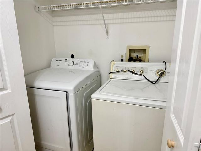 7813 Cross Creek Circle, Upper Macungie Twp, PA 18031