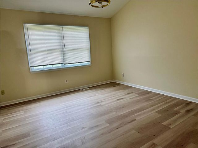 7813 Cross Creek Circle, Upper Macungie Twp, PA 18031