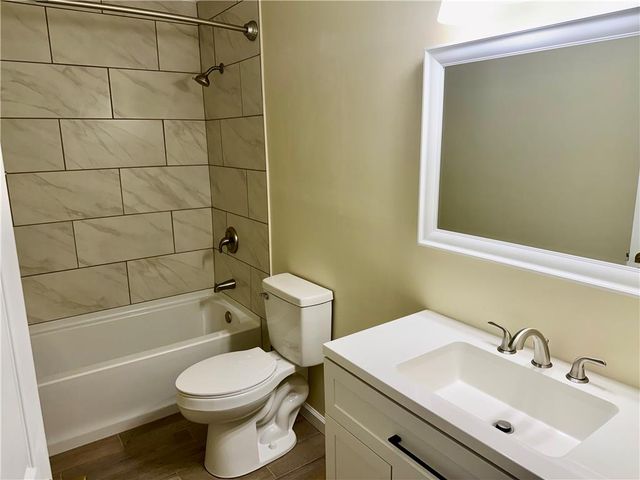 7813 Cross Creek Circle, Upper Macungie Twp, PA 18031