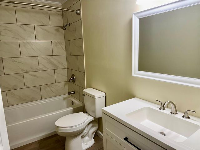 7813 Cross Creek Circle, Upper Macungie Twp, PA 18031