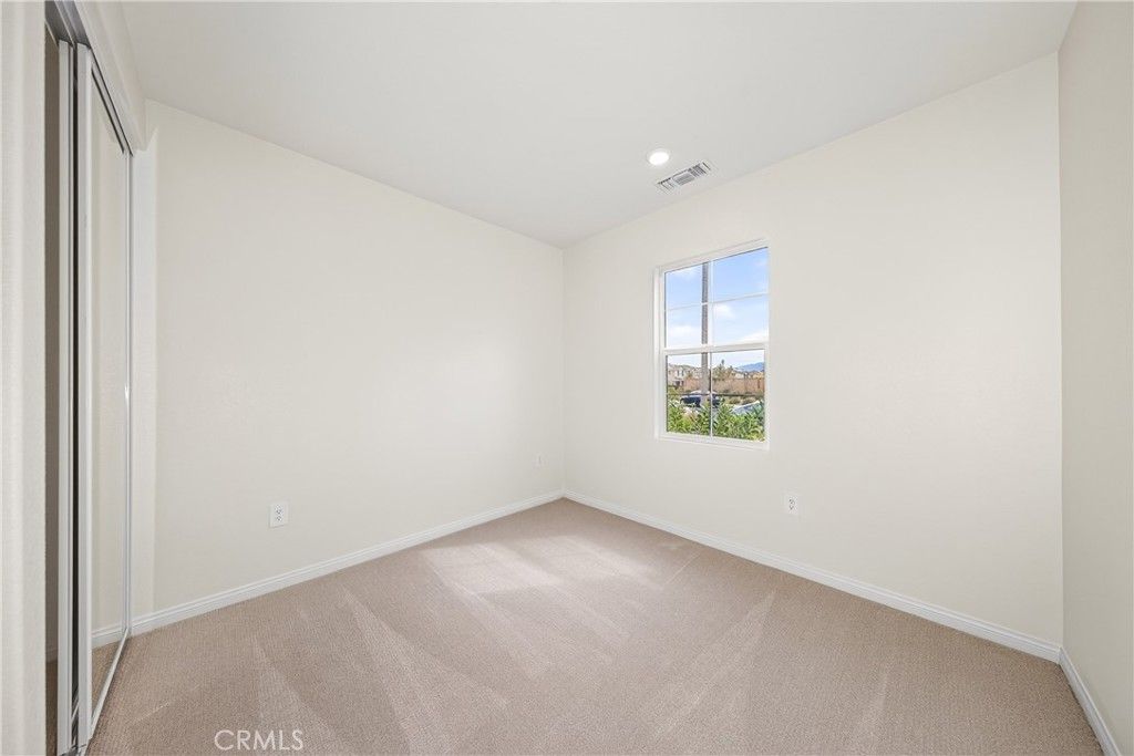 27071 Kodiak Court, Menifee, CA 92585 — photo 5