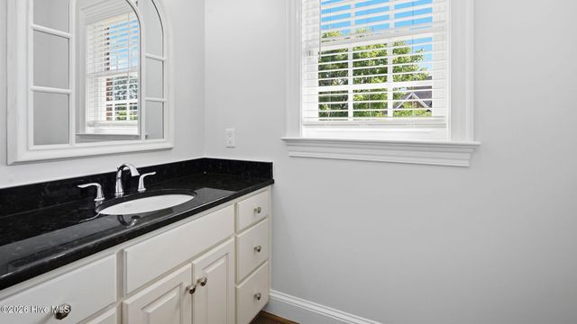 2025 Cornerstone Drive, Winterville, NC 28590