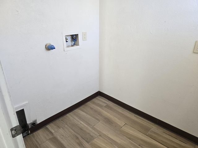 1337 Lucretia Street SW, Albuquerque, NM 87121