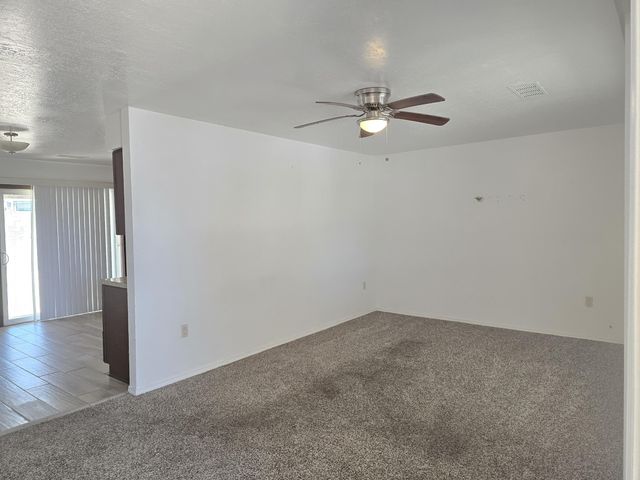 1337 Lucretia Street SW, Albuquerque, NM 87121