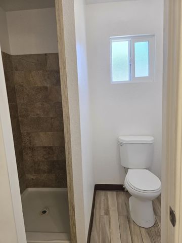 1337 Lucretia Street SW, Albuquerque, NM 87121
