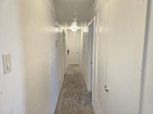 1337 Lucretia Street SW, Albuquerque, NM 87121