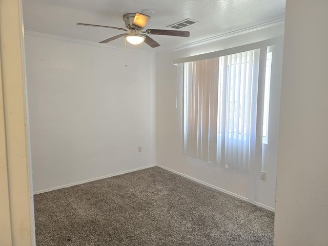 1337 Lucretia Street SW, Albuquerque, NM 87121