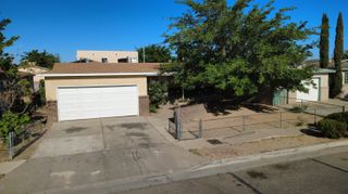 1337 Lucretia Street SW, Albuquerque, NM 87121