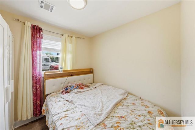 1084 Stelton Road, Piscataway, NJ 08854
