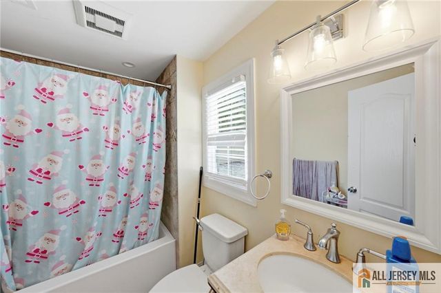 1084 Stelton Road, Piscataway, NJ 08854