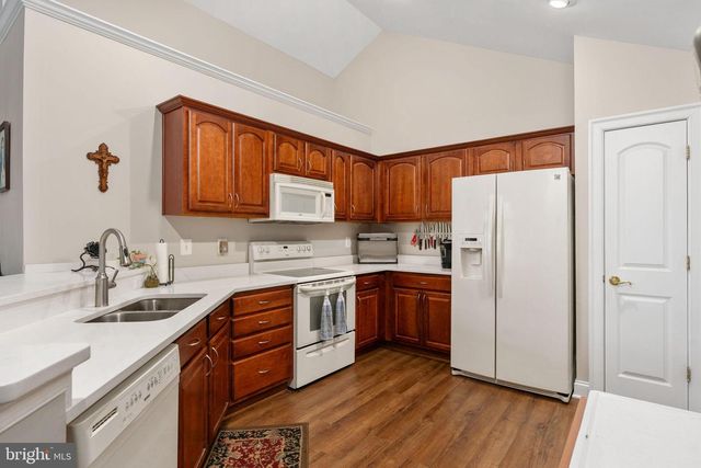 6357 AUTUMN LEAF CIR, Fredericksburg, VA 22407