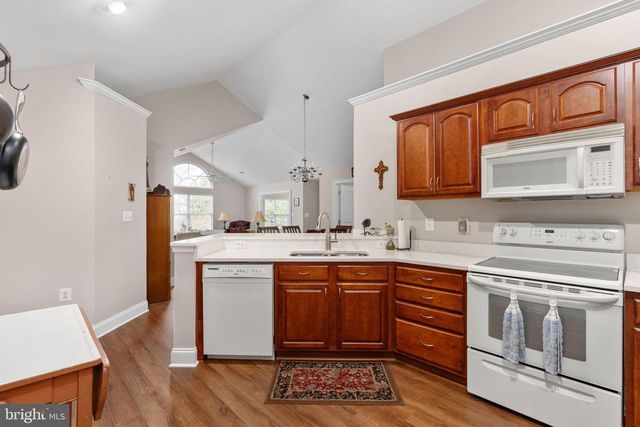 6357 AUTUMN LEAF CIR, Fredericksburg, VA 22407