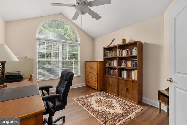 6357 AUTUMN LEAF CIR, Fredericksburg, VA 22407