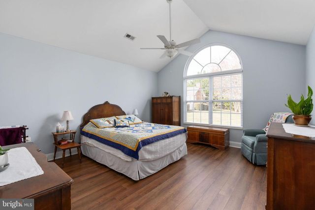 6357 AUTUMN LEAF CIR, Fredericksburg, VA 22407