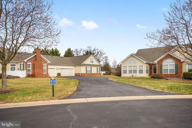 6357 AUTUMN LEAF CIR, Fredericksburg, VA 22407