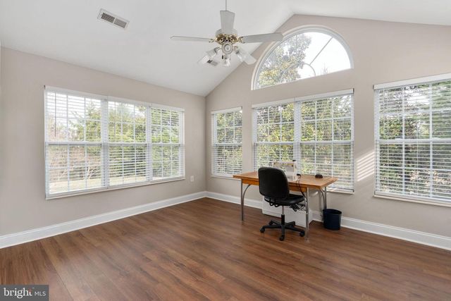 6357 AUTUMN LEAF CIR, Fredericksburg, VA 22407