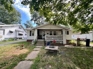 2045 E Clay Street, Decatur, IL 62521