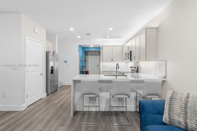 110 SW 171st Way 0, Pembroke Pines, FL 33027