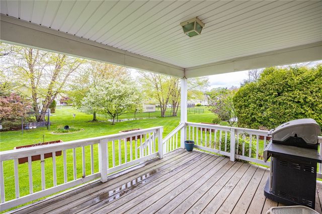 38 Sotheby Drive, Greece, NY 14626