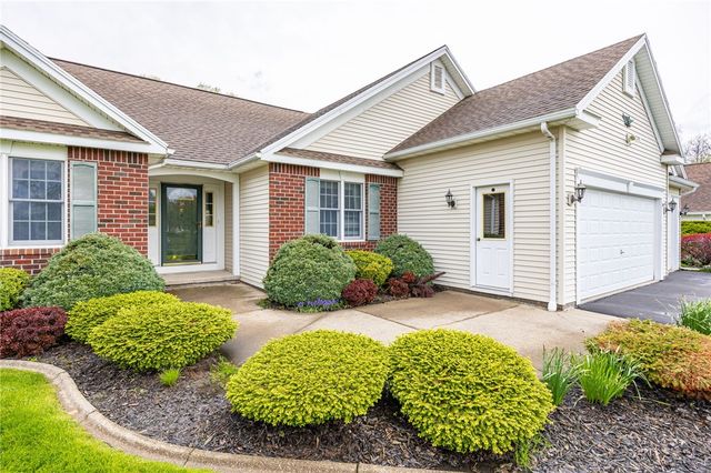 38 Sotheby Drive, Greece, NY 14626