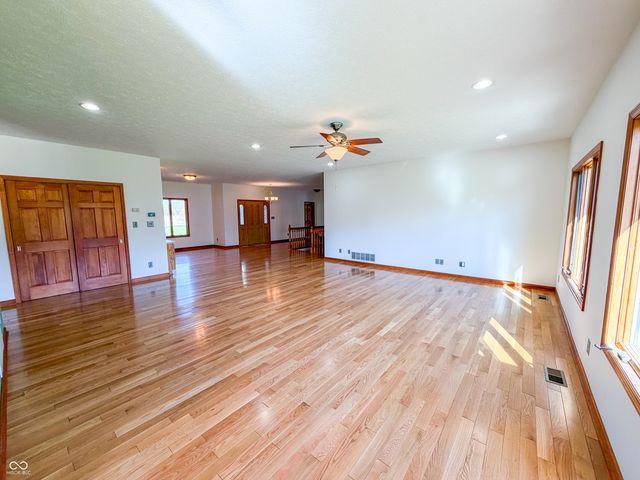 3861 E 300 N, Crawfordsville, IN 47933