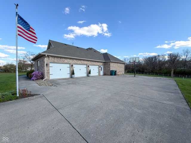 3861 E 300 N, Crawfordsville, IN 47933