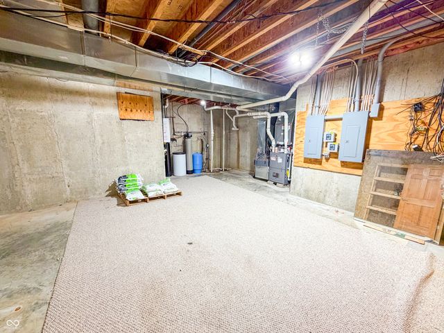 3861 E 300 N, Crawfordsville, IN 47933