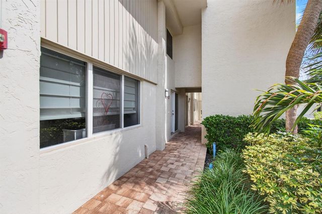 3908 S Ocean Boulevard 127, Highland Beach, FL 33487
