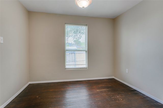 818 E Woodin Boulevard, Dallas, TX 75216