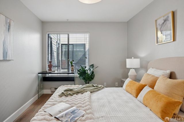 5264 3rd Street 303, San Francisco, CA 94124