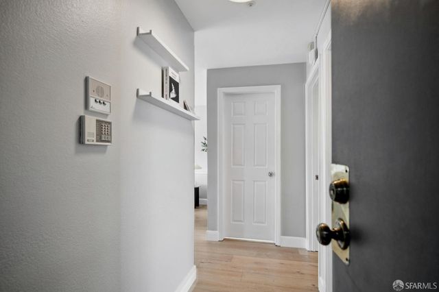 5264 3rd Street 303, San Francisco, CA 94124