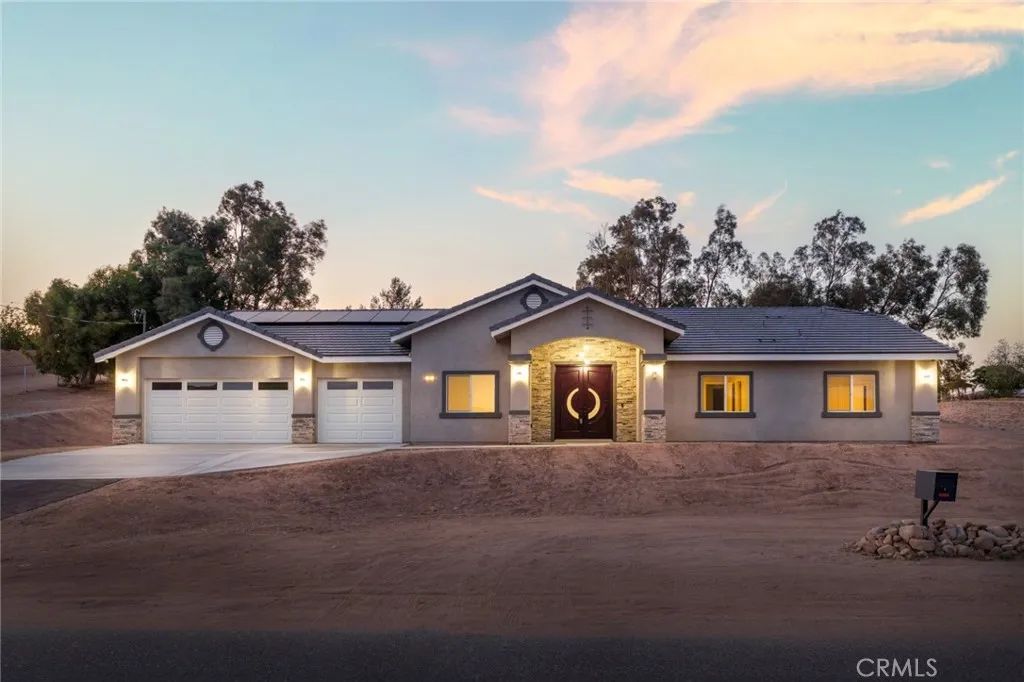 18756 Centennial Street, Hesperia, CA 92345