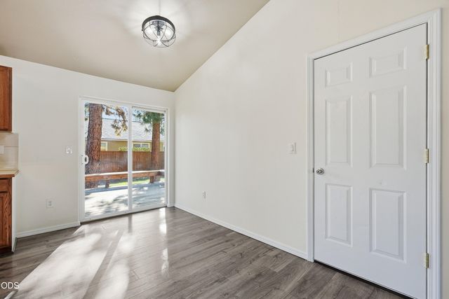 60998 Honkers Lane, Bend, OR 97702