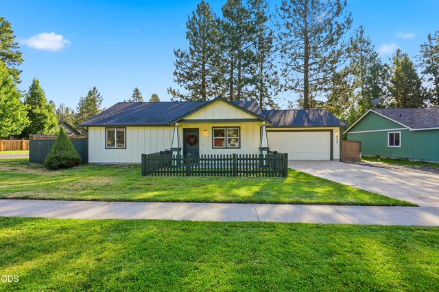 60998 Honkers Lane, Bend, OR 97702
