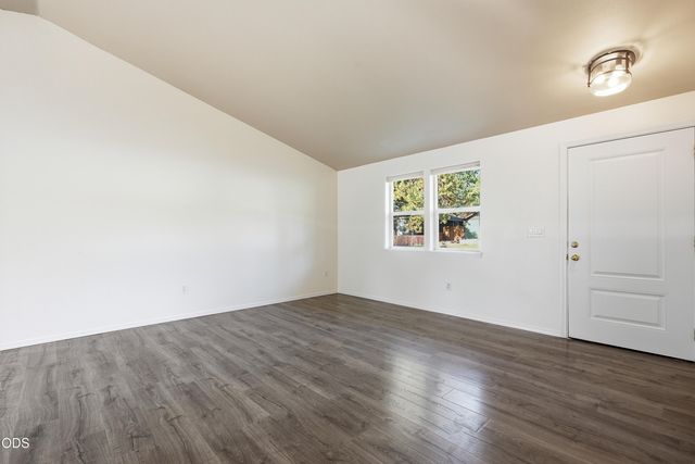 60998 Honkers Lane, Bend, OR 97702