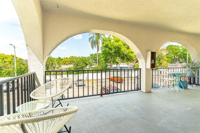 709 RUSSELL LANE 222, Brandon, FL 33510